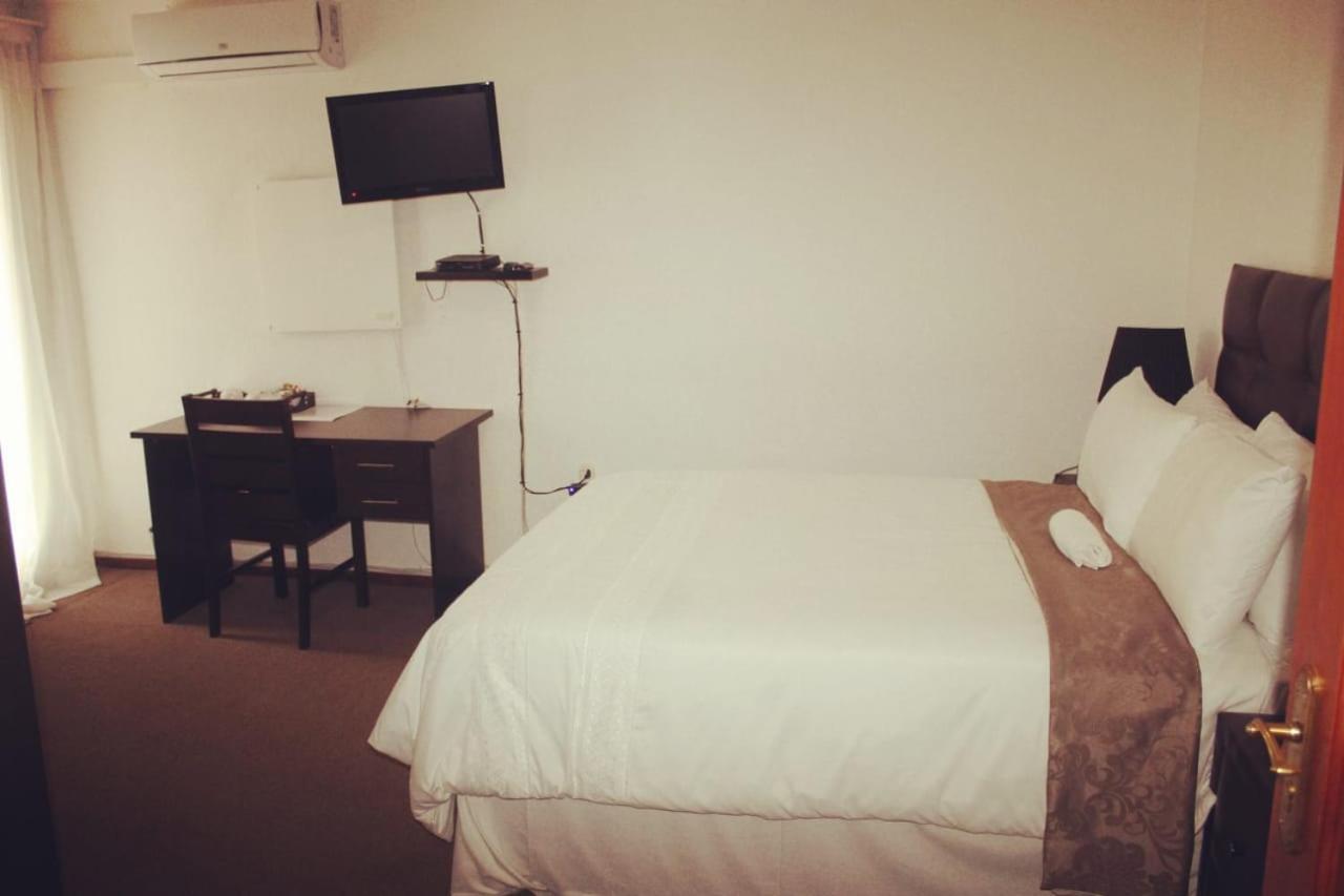 Moshitametsi Guesthouse Kempton Park Ngoại thất bức ảnh